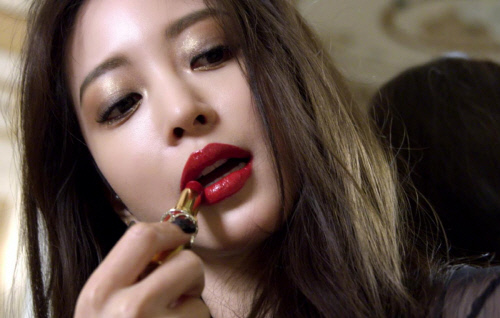 입생로랑뷰티_한예슬 영상_이미지 (3)