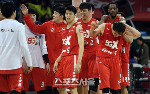 SK 역전으로 마침표 꾹 [포토]