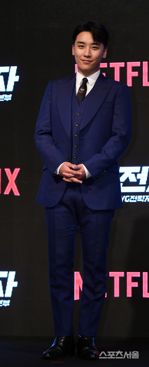 [포토] \'YG전자\' 승리, 부드러운 미소