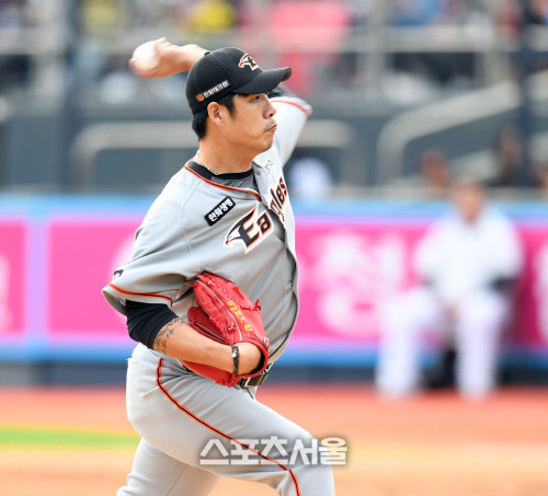 한화 결국 권혁과 결별, 권혁 자유계약 공시 요청