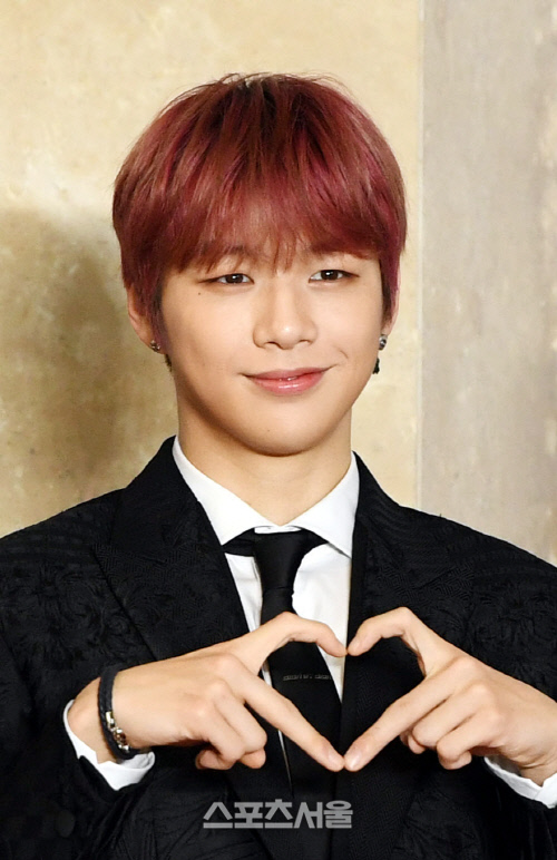 강다니엘