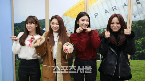 AOA에 이어 이번엔 구구단 출연…'제기왕 이천수' 흥행 러시