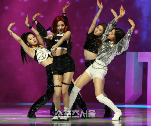 걸그룹 ITZY 데뷔, JYP의 드림팀![포토]