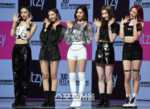 걸그룹 ITZY 데뷔,  JYP의 드림팀![포토]