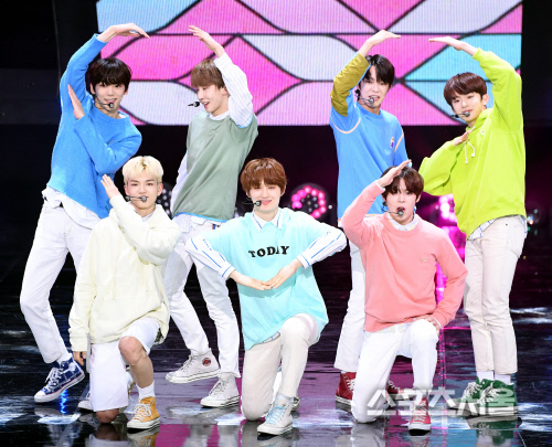 [포토] 베리베리, 하트를 만들어...보아요~!