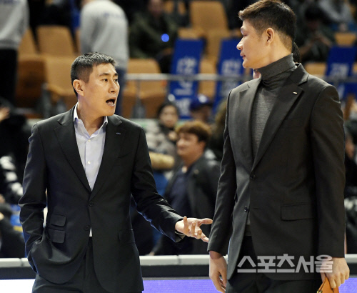 [포토] 삼성 이상민 감독, 9연패라니...!