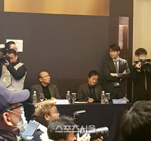 박항서 감독의 배려심…콩푸엉 입단식 기자회견석 착석 '사양'