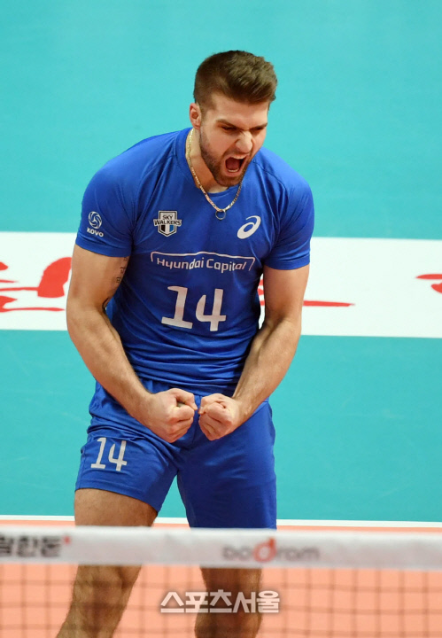 파다르, 서브 득점이다 [포토]