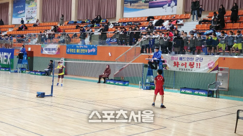 초등연맹 회장기 배드민턴대회, 남녀부 단체전 8강 확정