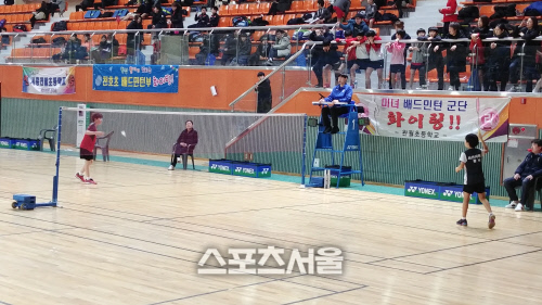 초등배드민턴연맹 회장기, 매봉-배영 태장-완월 남녀단체전 우승 다툼