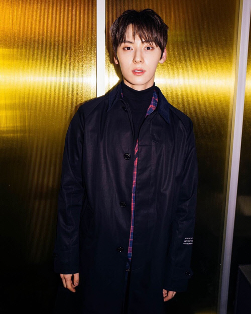 뉴이스트 민현, 이탈리아 매체 집중 조명 "밀라노 초대된 K-POP 아이돌"