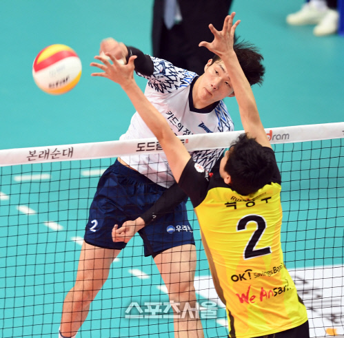 [포토] 황경민 \'혼자는 어림 없어\'