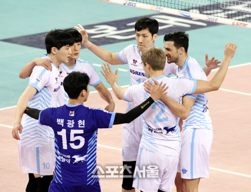 [포토] 대한항공, 쾌조의 KB손보 잡았다!