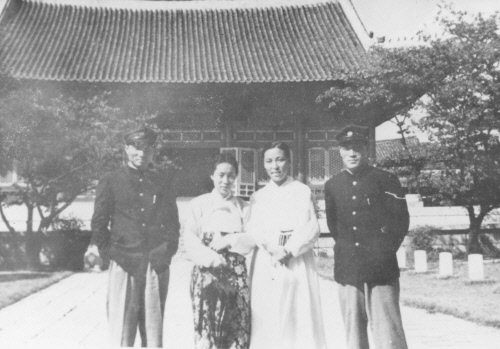 손기정 및 남승룡 부부(후일.. 1930년대 후반)