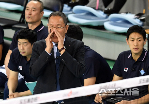 [포토] 박기원 감독 \'집중~\'