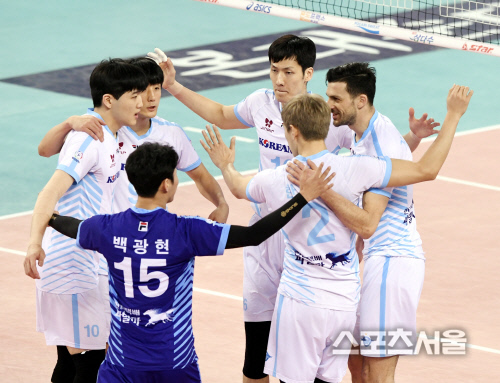 [포토] 대한항공, 쾌조의 KB손보 잡았다!