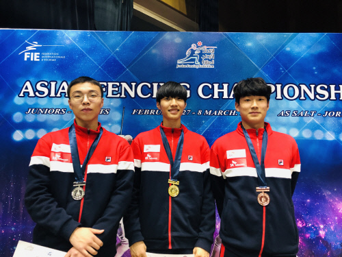 성현모-황현승-임재윤 亞 청소년 사브르 금은동 석권, 박지희는 은메달 쾌거