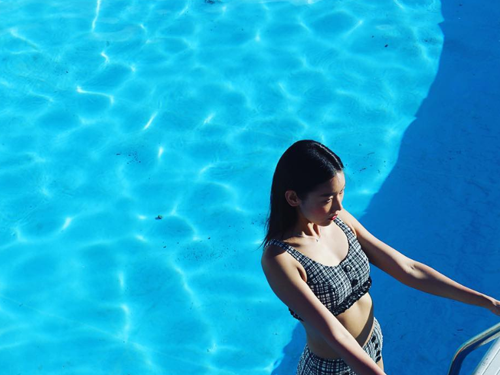 한혜진, 하와이 빛낸 톱모델의 '각선美'[★SNS]