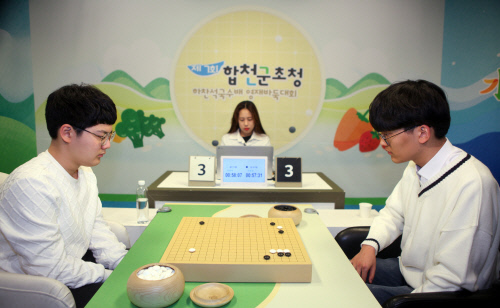 4강_강우혁-승자(오른쪽) vs 문지환