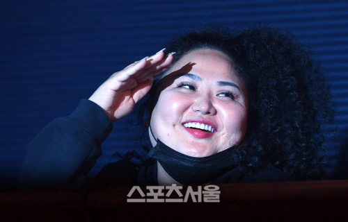 [포토] 홍진영 쇼케이스 응원 온 언니 홍선영