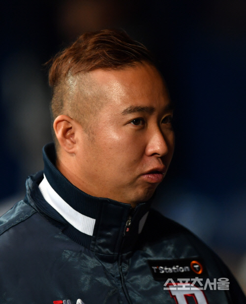 [포토]\'모히칸 헤어스타일 변신한 유희관