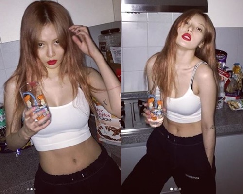 잘록한 허리에 복근까지…범접불가 섹시미 뽐낸 현아