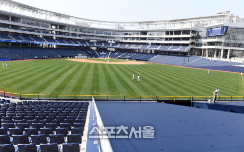 [포토] 웅장한 모습 드러낸 창원NC파크