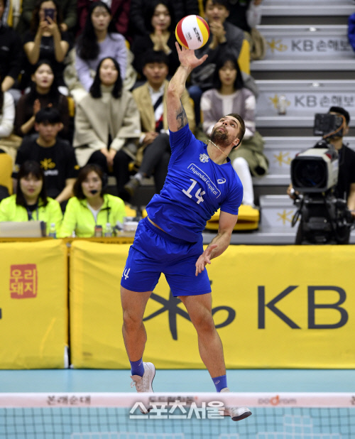 [포토] 현대캐피탈 파다르, 고공...폭격!