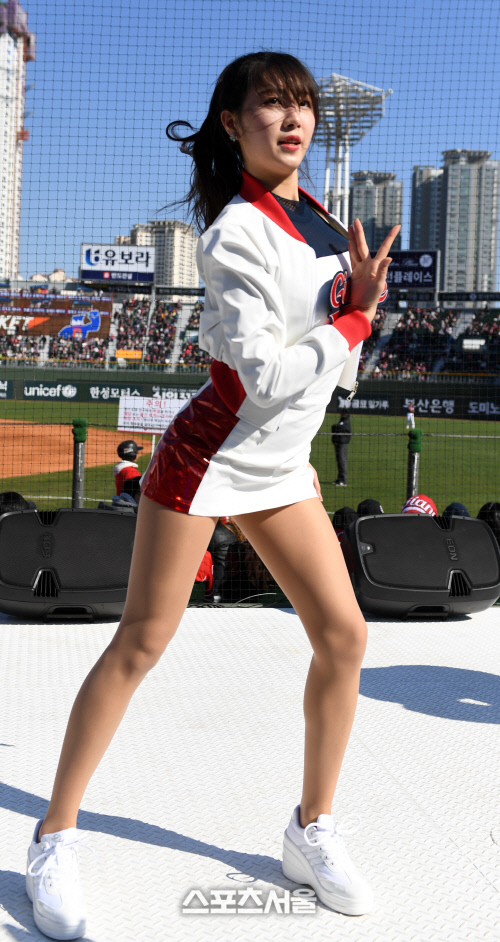 [포토] 치어리더 안지현 \'섹시 웨이브\'