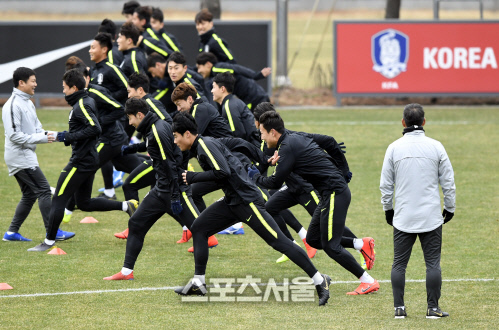[포토] 축구대표팀 파주 훈련, 즐겁게...훈련하자!