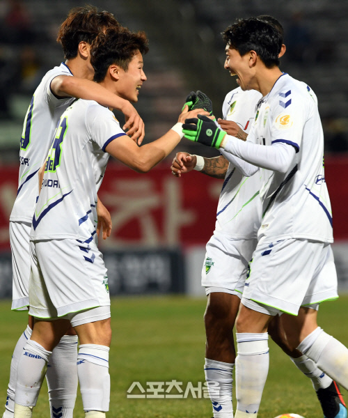 전북현대 손준호, 승리 마침표[포토]