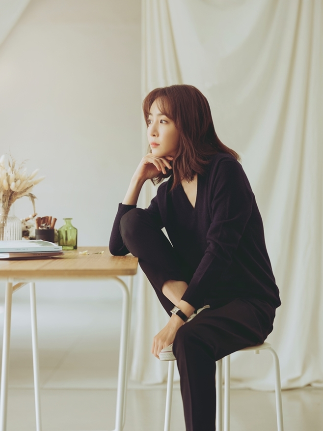 김이나, '밤편지' 첫방 후기 "사연 오지 않을까 걱정했는데"