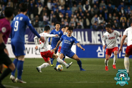 첫 승 이후 과감한 변화준 수원, 결과보다 내용이 충실했던 90분