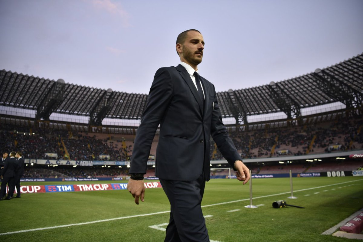 "선수 책임도 절반"…보누치, 인종차별 피해 입은 킨 향한 발언 '논란'