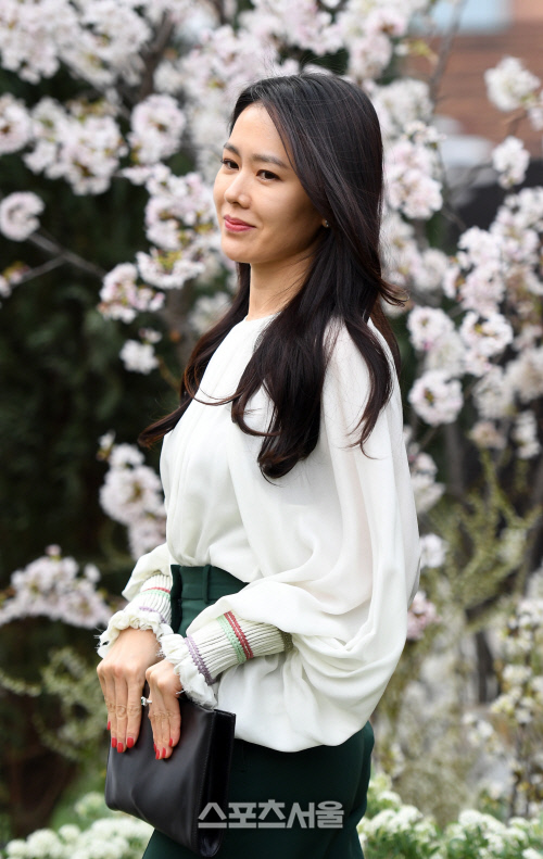 [포토]꽃보다 아름다운 하객 손예진