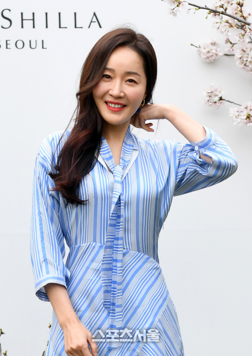 [포토]엄지원, 머리 한 번 넘겨주고!