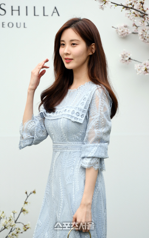 [포토]화사하게 결혼식 빛내는 서현