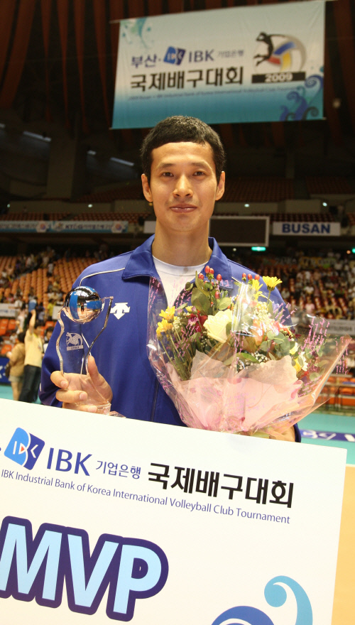 20090802배구삼성MVP장병철시상002