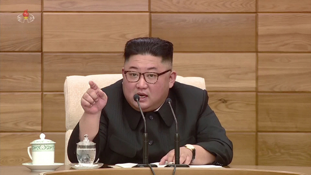 北, 김정은 국무위원장 재추대…총리, 박봉주→김재룡 교체