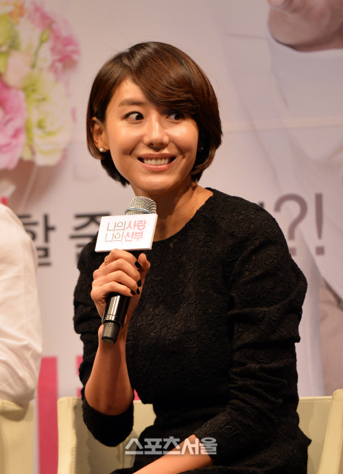 윤정희, 지난 2월 둘째 출산…이젠 두 아이 엄마