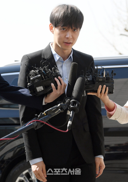 "성실히 조사받겠다" 박유천, 경기남부지방경찰청 자진출석 [포토]