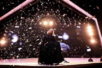 英 팝스타 아델, 결혼 3년만 파경