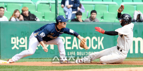 SK 김성현, 과감한 베이스러닝 [포토]