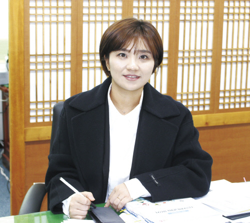의회 민주주의 민생정치 구현, 법과 원칙의 정치적 소신 역할 수행