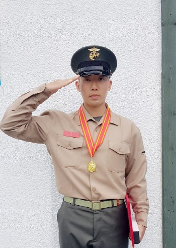 유키스 훈, 오늘(25일) 오전 해병대 훈련소 수료 '인증샷 공개'