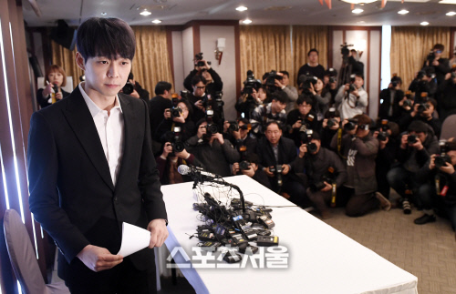 '마약 투약 혐의' 박유천, 결국 구속…증거 인멸·도주 우려