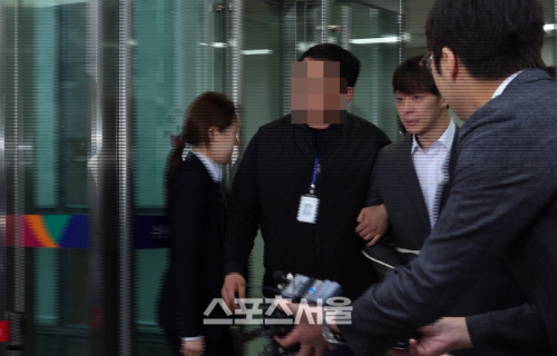 거짓말 논란 뒤 '늦은 침묵', 포승줄에 '자승자박' 당한 박유천[SS이슈]