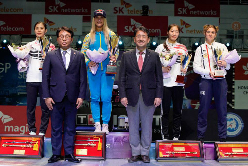 사브르 여제 김지연 5년 만 값진 은메달 획득