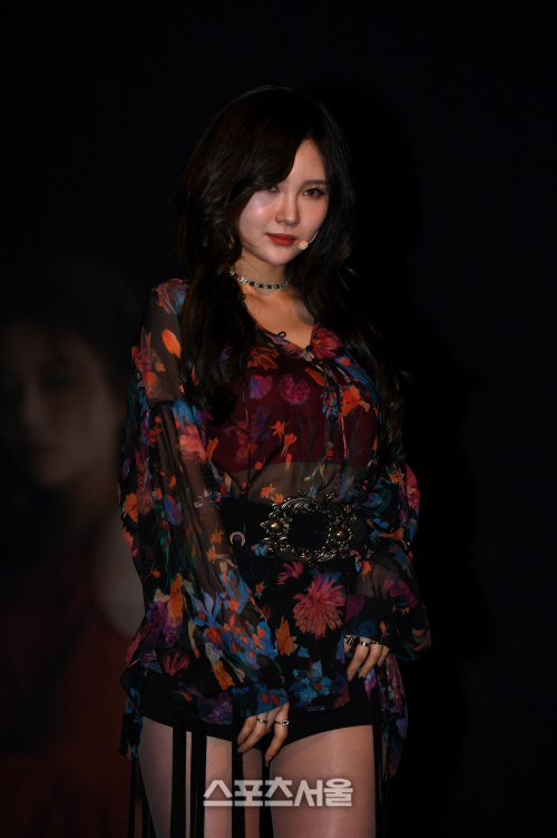 [포토]걸그룹 지구의 가가, 요염하게!