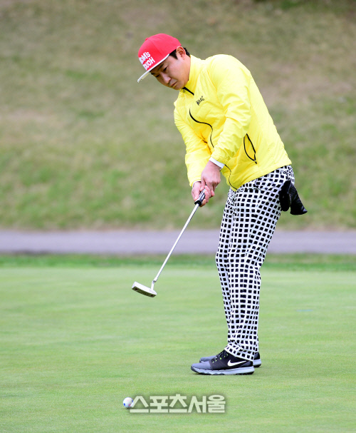 [포토] 이천수 '그린 위의 패셔니스타'